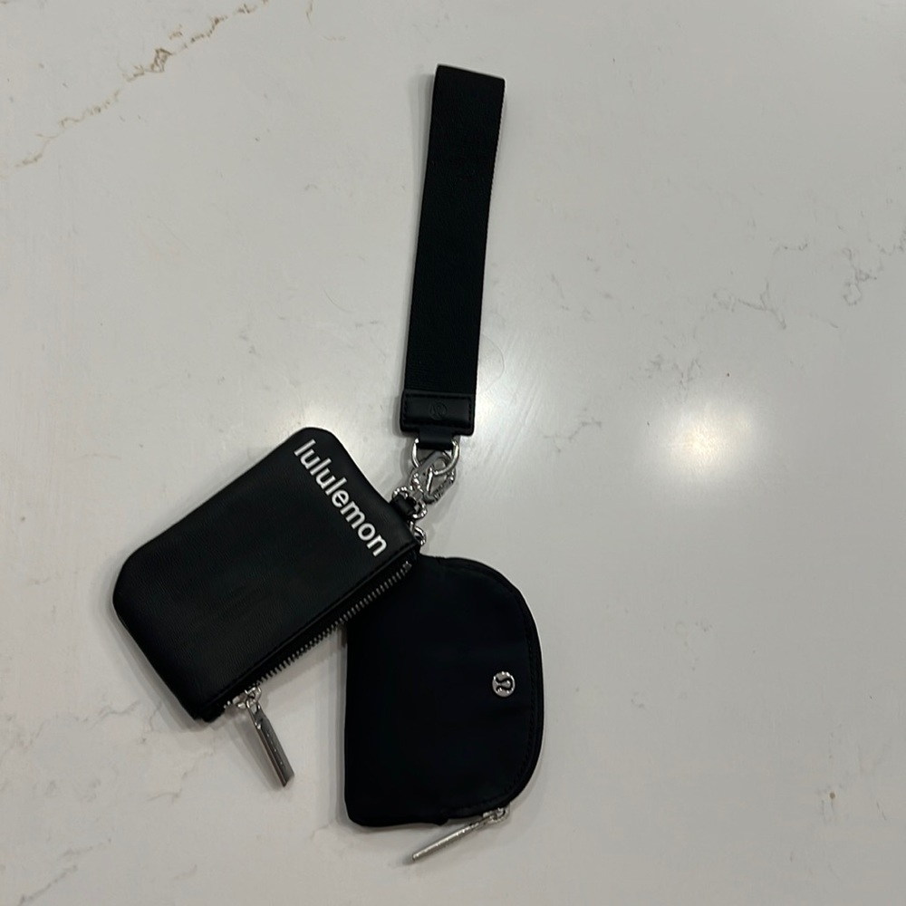 Lululemon dual pouch wristlet